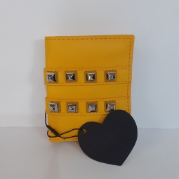 portafoglio-compact-comix-studs-giallo