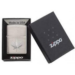accendino-zippo-chrome-marijuana-leaf-design